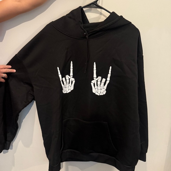 SHEIN Black Hoodie with Skeleton Design-Size 3x-Like New - Picture 1 of 4